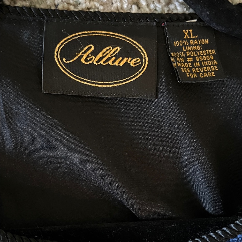Blue Embroidered Jacket - Picture 6 of 6